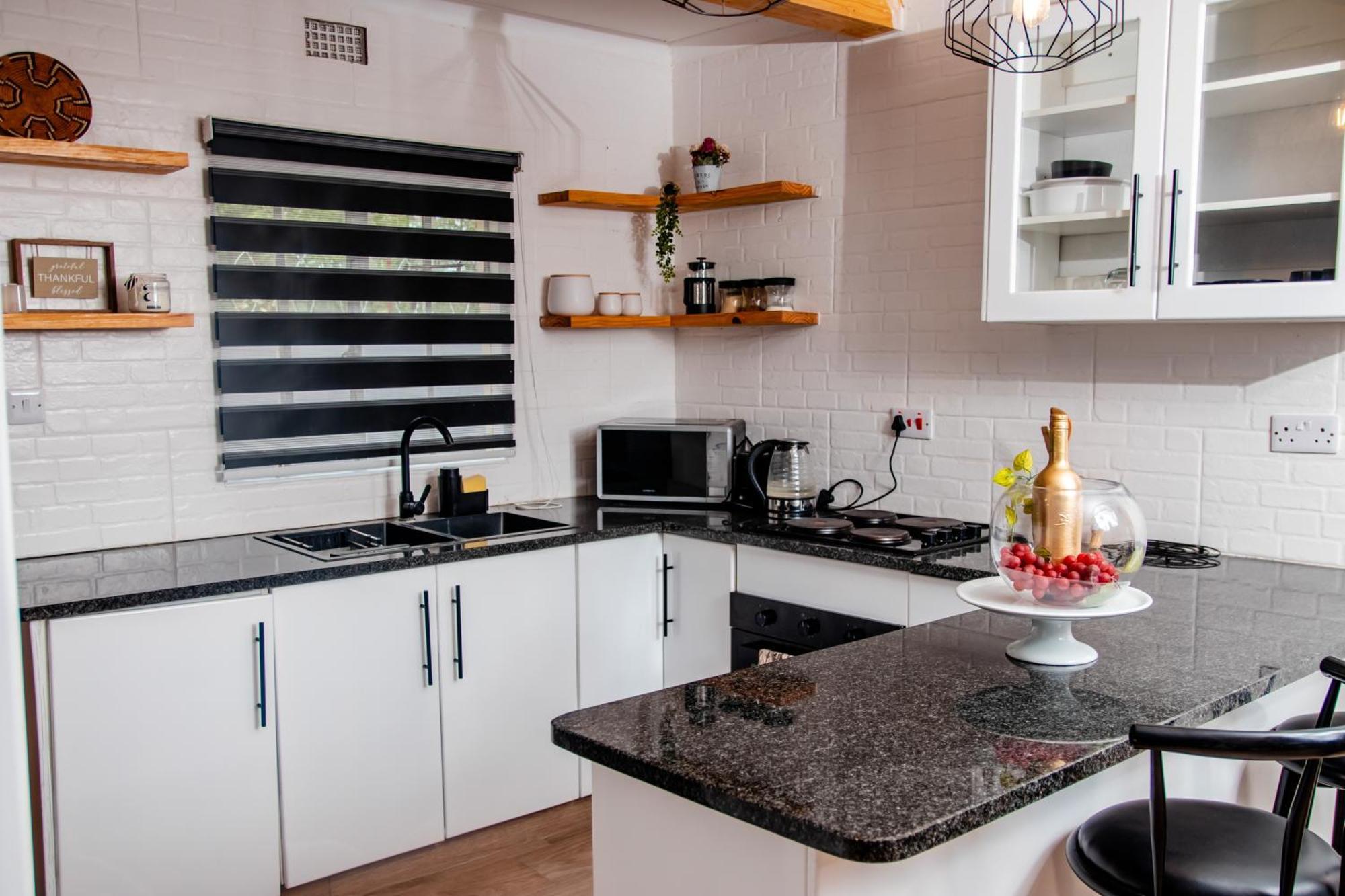 Kanana Villas - Maun 2 Bedroom Apartment Екстериор снимка